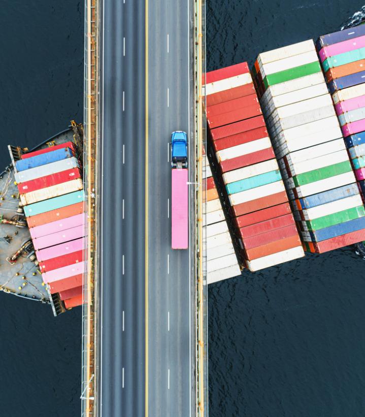 Lorry over freight ship