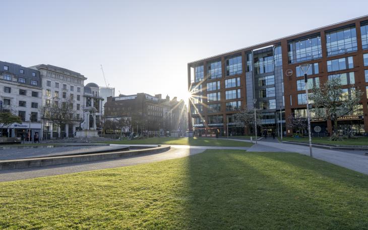 Manchester piccadilly gardens