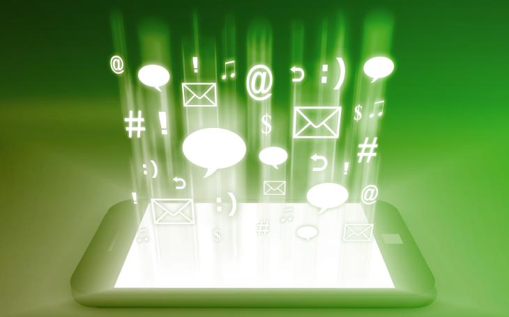 tech ncomputer screen social icons