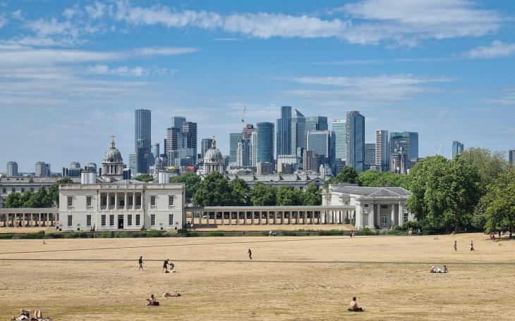 hot summer day in london