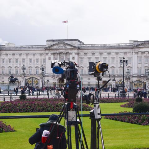 cameras outside Buckingham palace